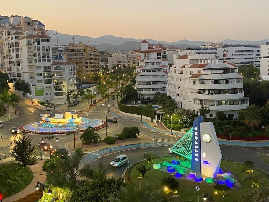 Central Estepona 3 Bed Apt With Pool And Parking 외부 사진