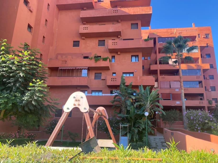 Central Estepona 3 Bed Apt With Pool And Parking 외부 사진