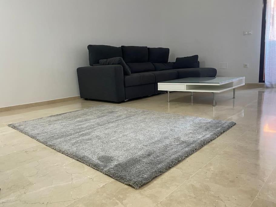 Central Estepona 3 Bed Apt With Pool And Parking 외부 사진